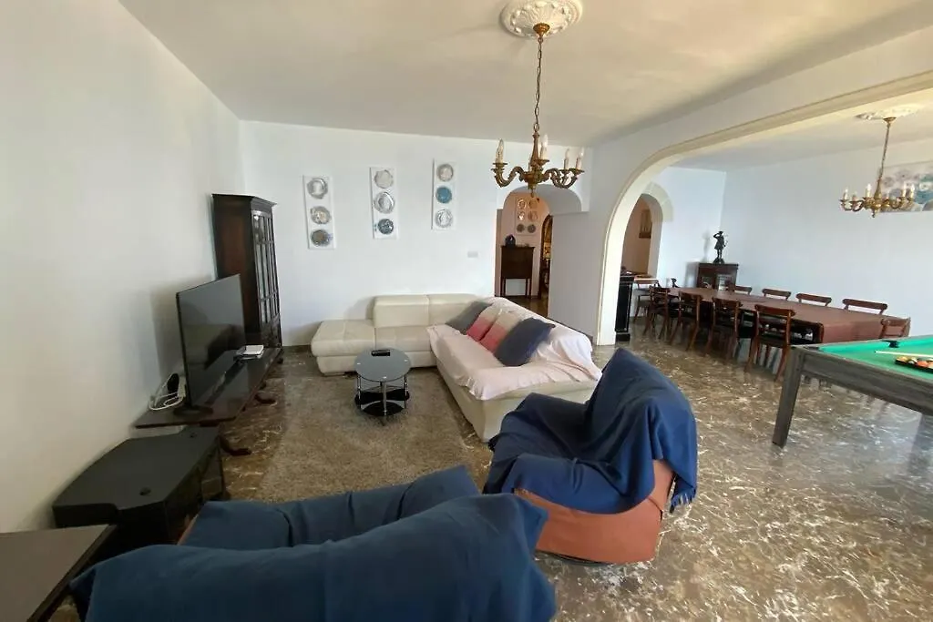 Amazing Sea View Sea Front 3 Bedroom Apartment スリーマ