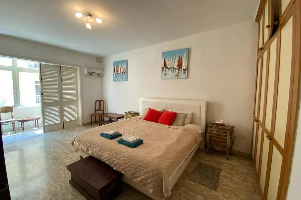Amazing Sea View Sea Front 3 Bedroom Apartment Sliema Malta
